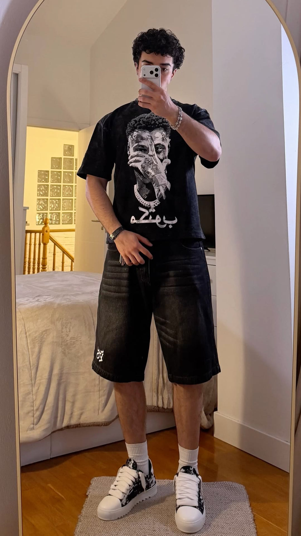 Grunge Portrait Graphic TEE